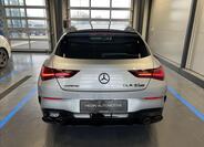 Mercedes-Benz CLA 4
