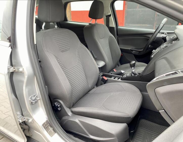 Ford Focus 18