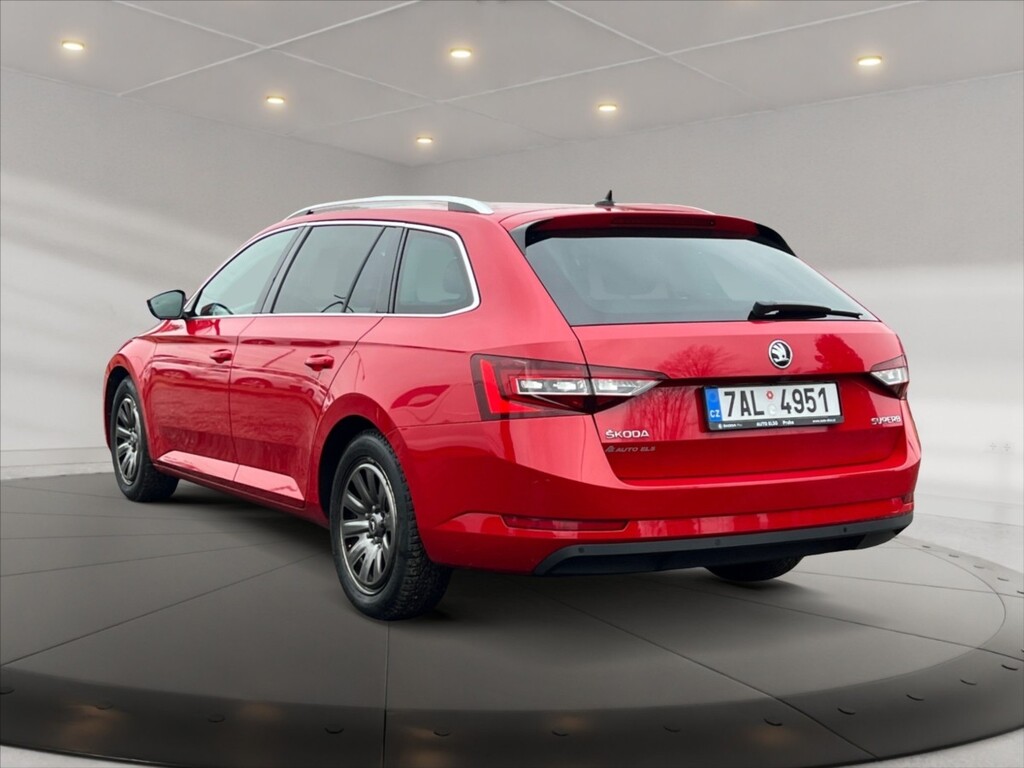 Škoda Superb 4