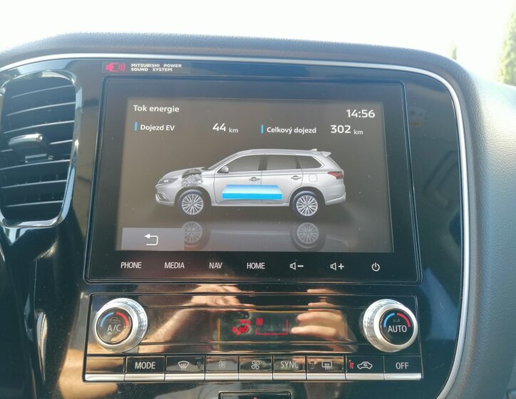 Mitsubishi Outlander 17