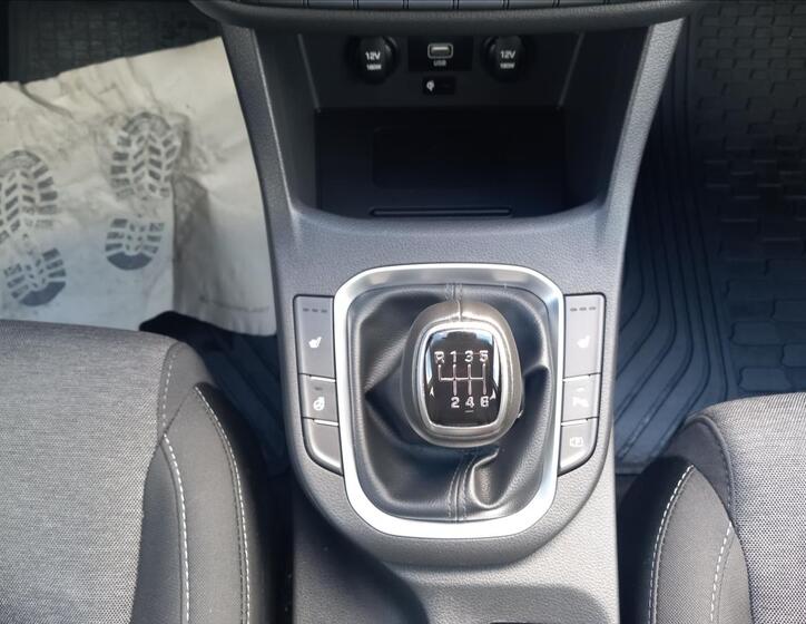 Hyundai i30 12