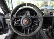 Porsche Cayman 6