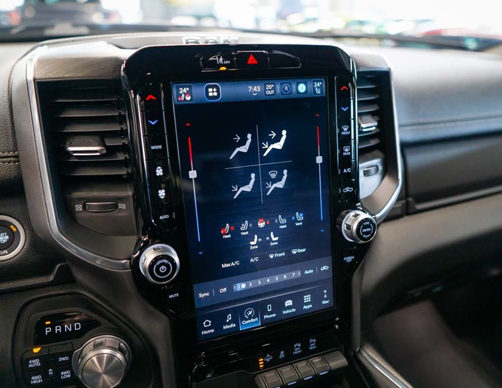 Dodge RAM 28
