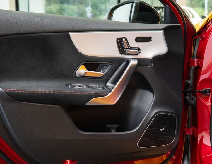 Mercedes-Benz Třídy A 7