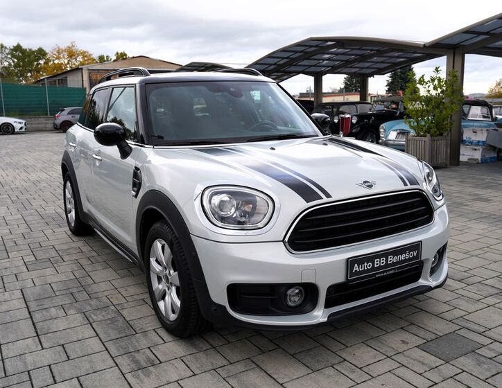 Mini Countryman 8