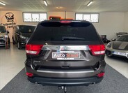 Jeep Grand Cherokee 9