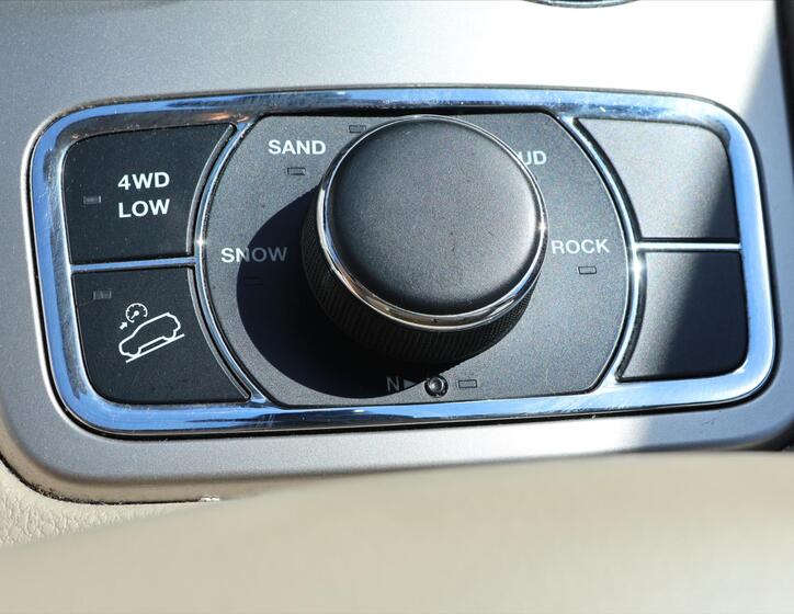 Jeep Grand Cherokee 31