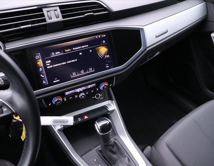 Audi Q3 23