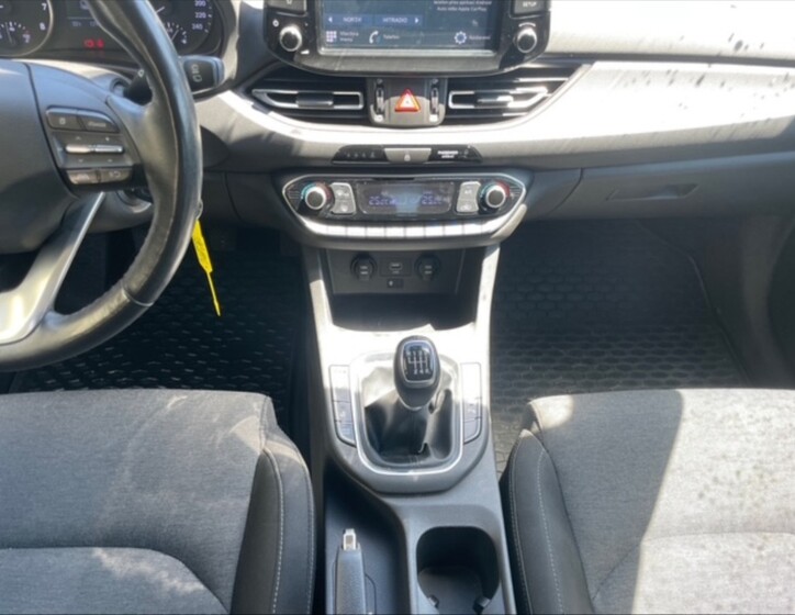 Hyundai i30 10