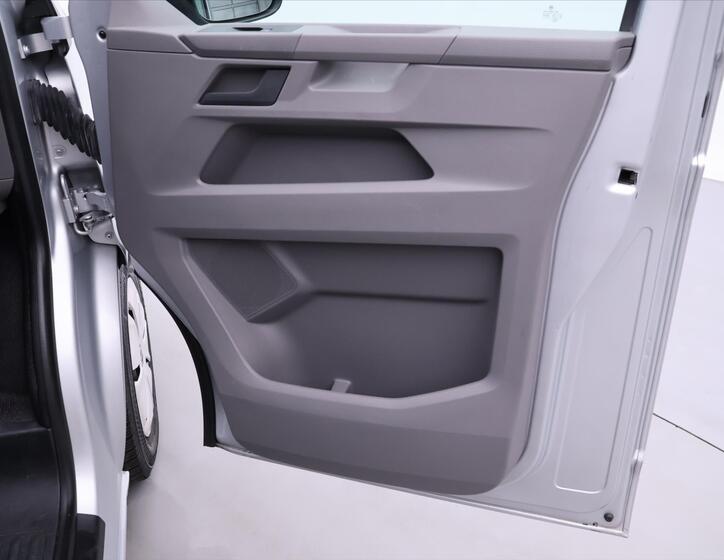 Volkswagen Transporter 13