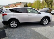 Toyota RAV4 6