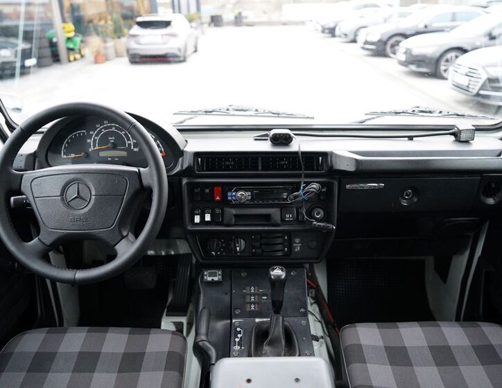 Mercedes-Benz Třídy G 13