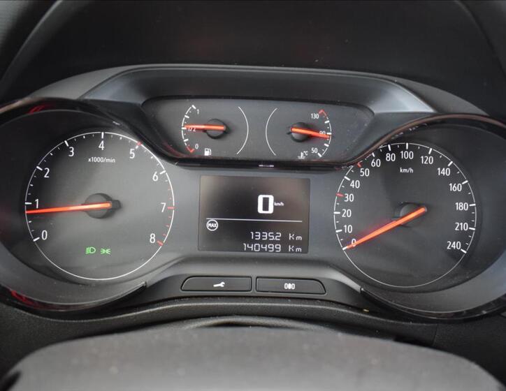 Opel Crossland X 21