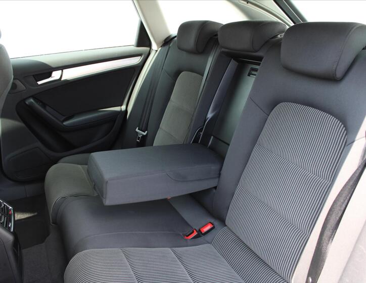 Audi A4 11