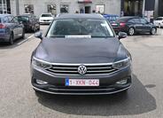 Volkswagen Passat 1