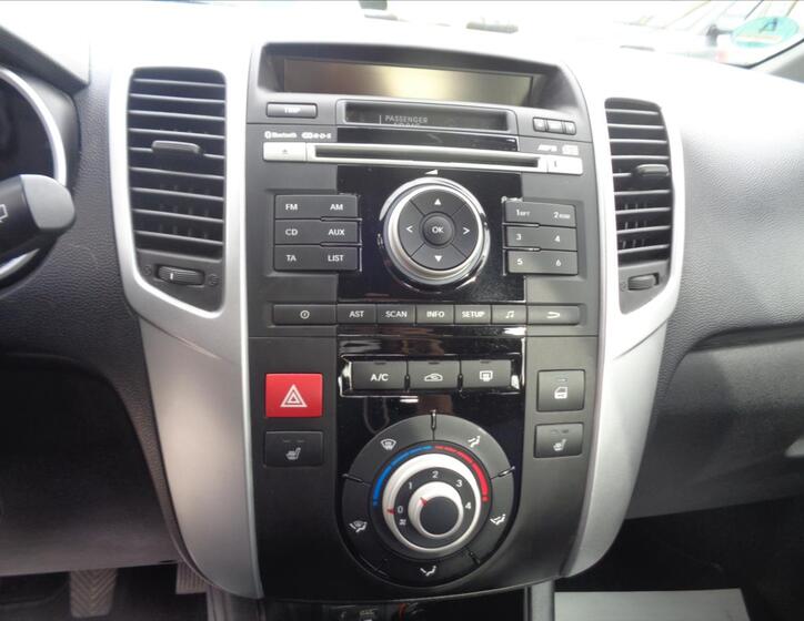 KIA Venga 13