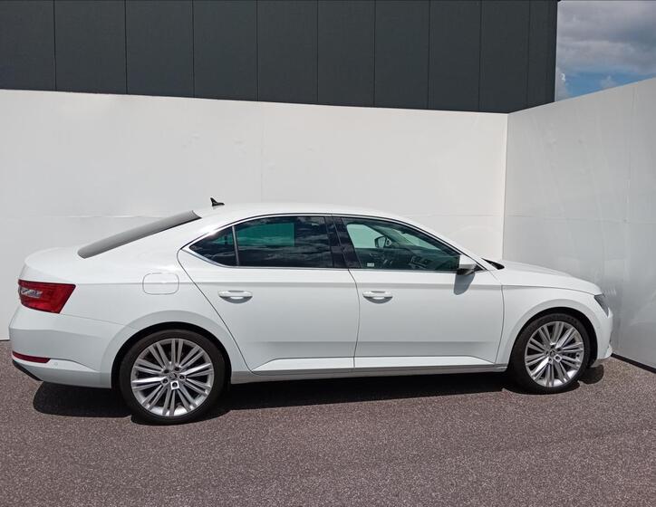 Škoda Superb 3