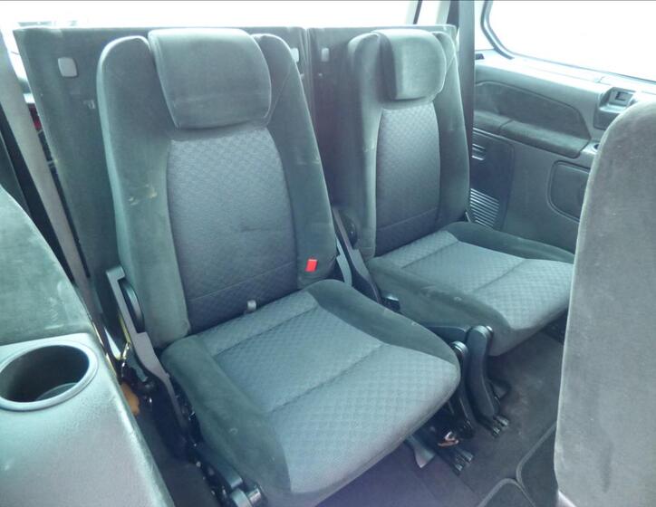 Ford Galaxy 38