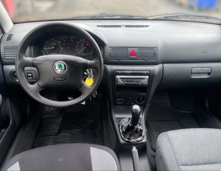 Škoda Octavia 9