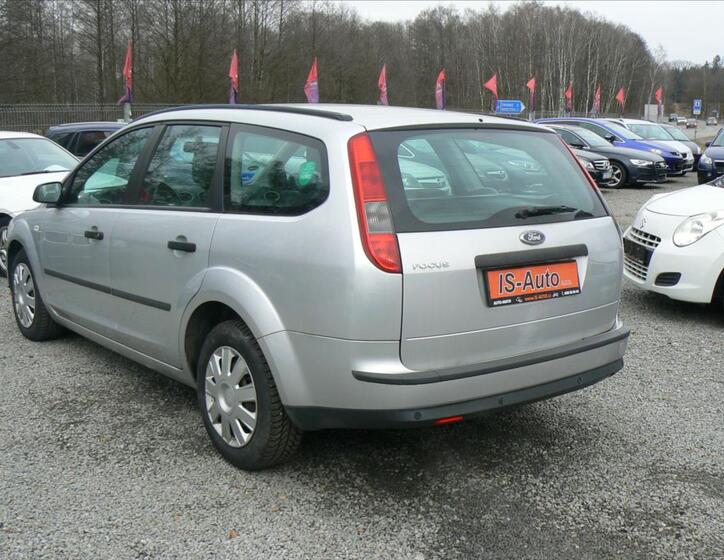 Ford Focus 6