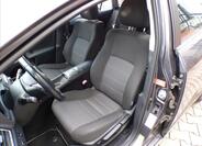 Toyota Avensis 14
