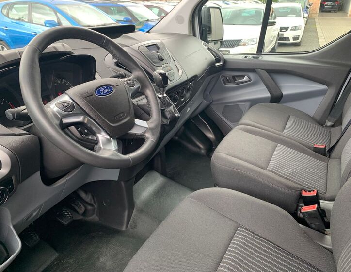 Ford Transit Custom 16