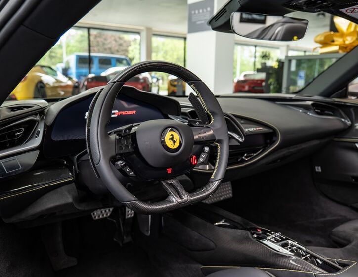 Ferrari SF90 5