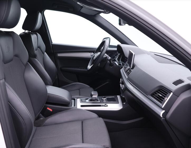 Audi Q5 13