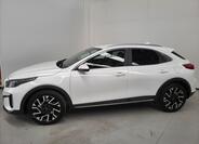 KIA XCeed 4