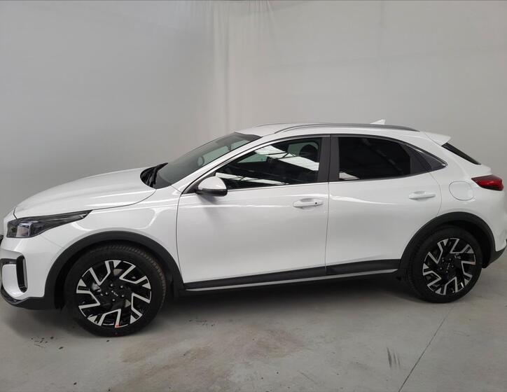 KIA XCeed 4