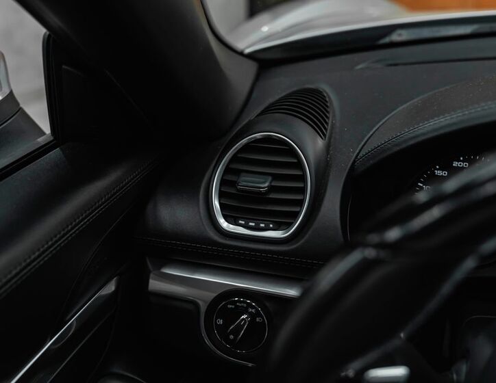 Porsche Boxster 7