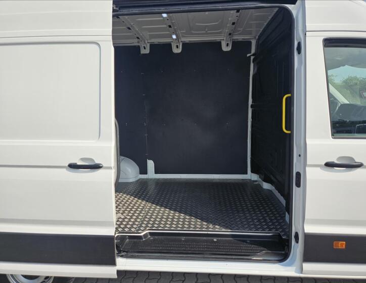 Volkswagen Crafter 6