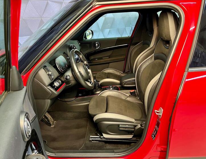 Mini Countryman 11