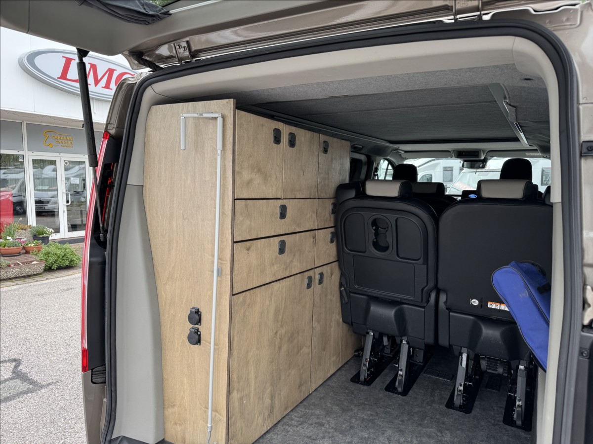 Ford Tourneo Custom
