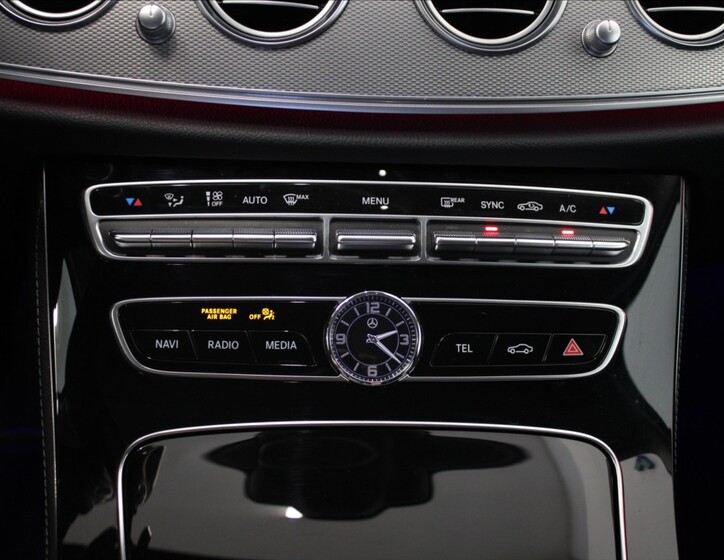 Mercedes-Benz Třídy E 20