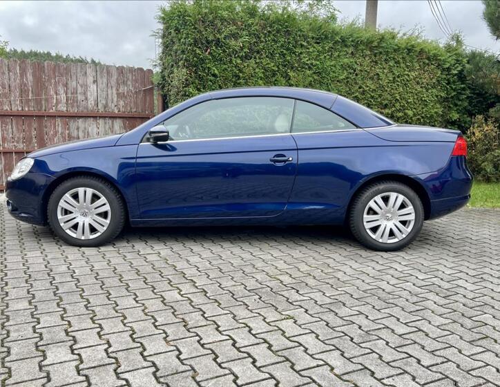 Volkswagen EOS 5