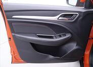 MG ZS 11