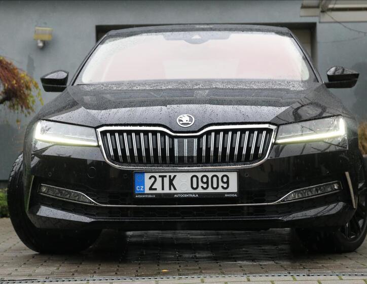 Škoda Superb 2