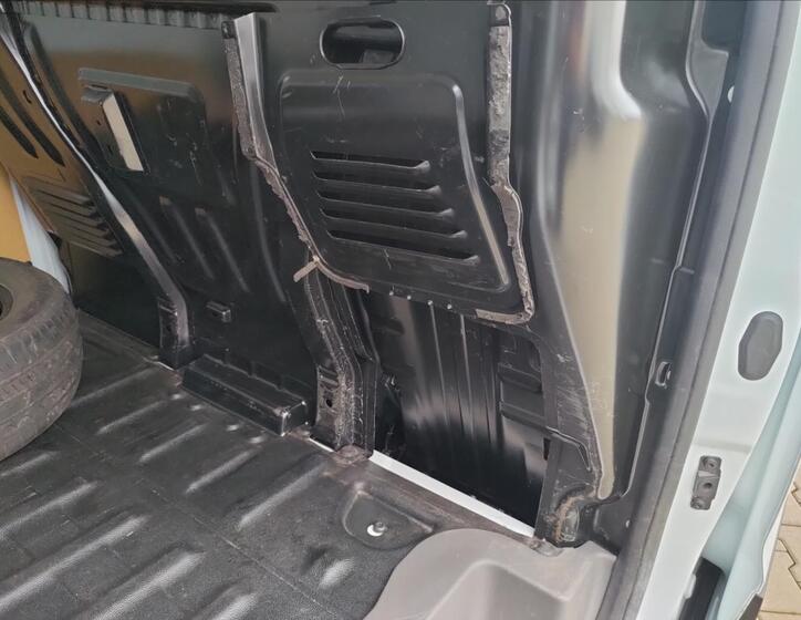 Ford Transit Connect 16