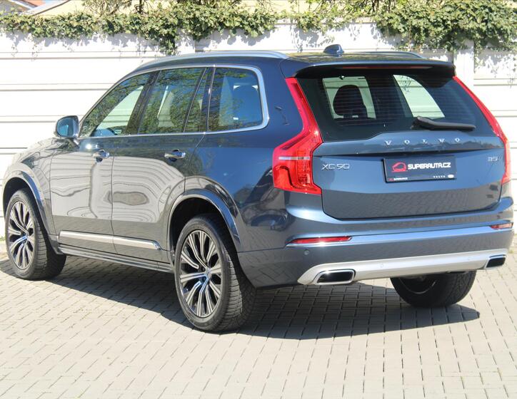 Volvo XC90 4