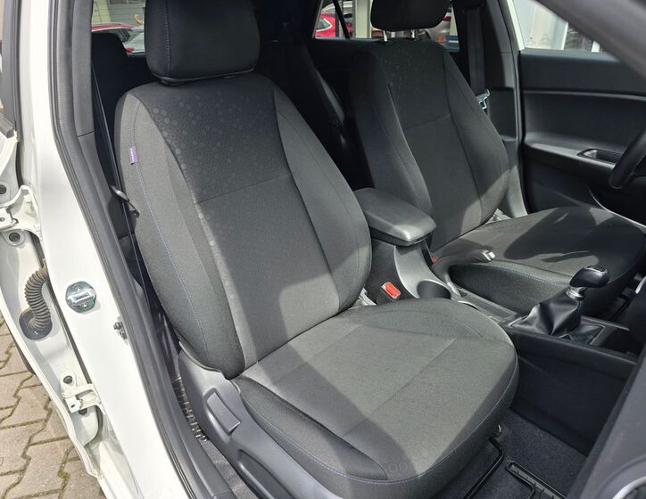 Hyundai i20 23