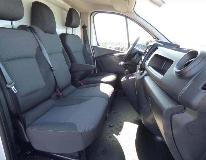 Renault Trafic 37