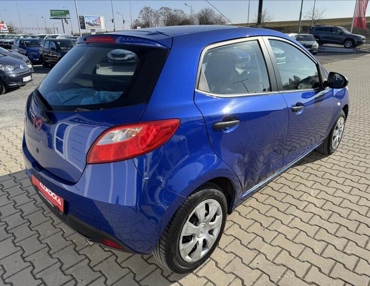 Mazda 2 2