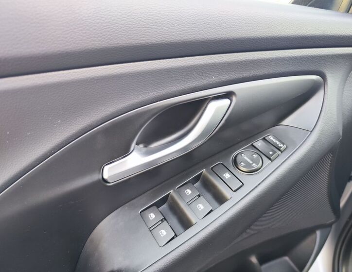 Hyundai i30 32