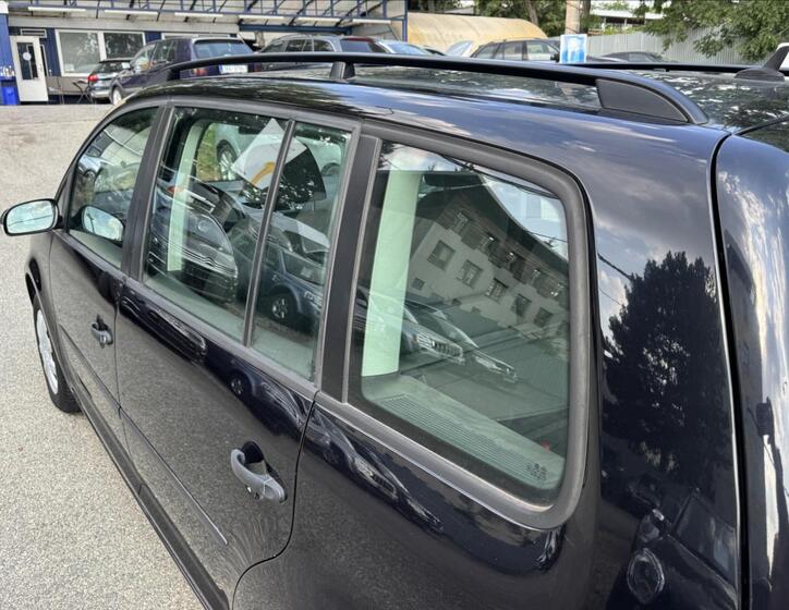 Volkswagen Touran 10