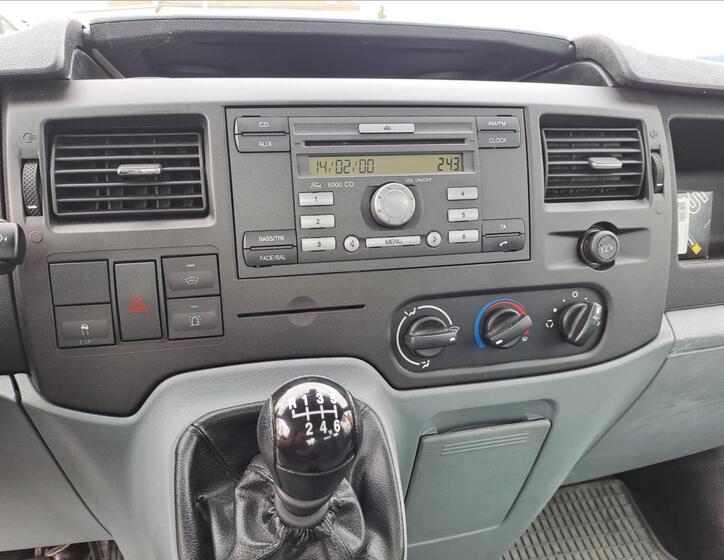 Ford Transit 8