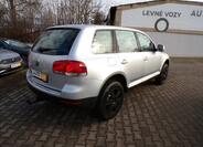 Volkswagen Touareg 5