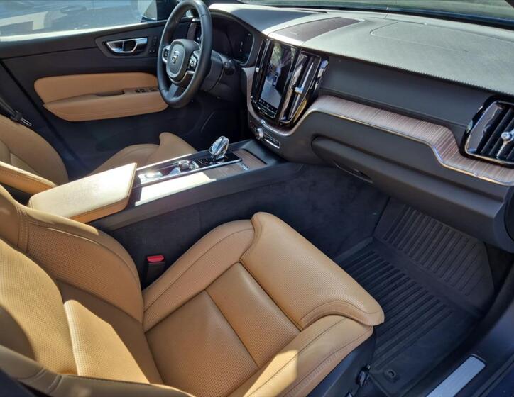 Volvo XC60 14