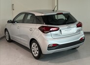 Hyundai i20 6