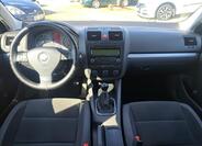 Volkswagen Golf 10